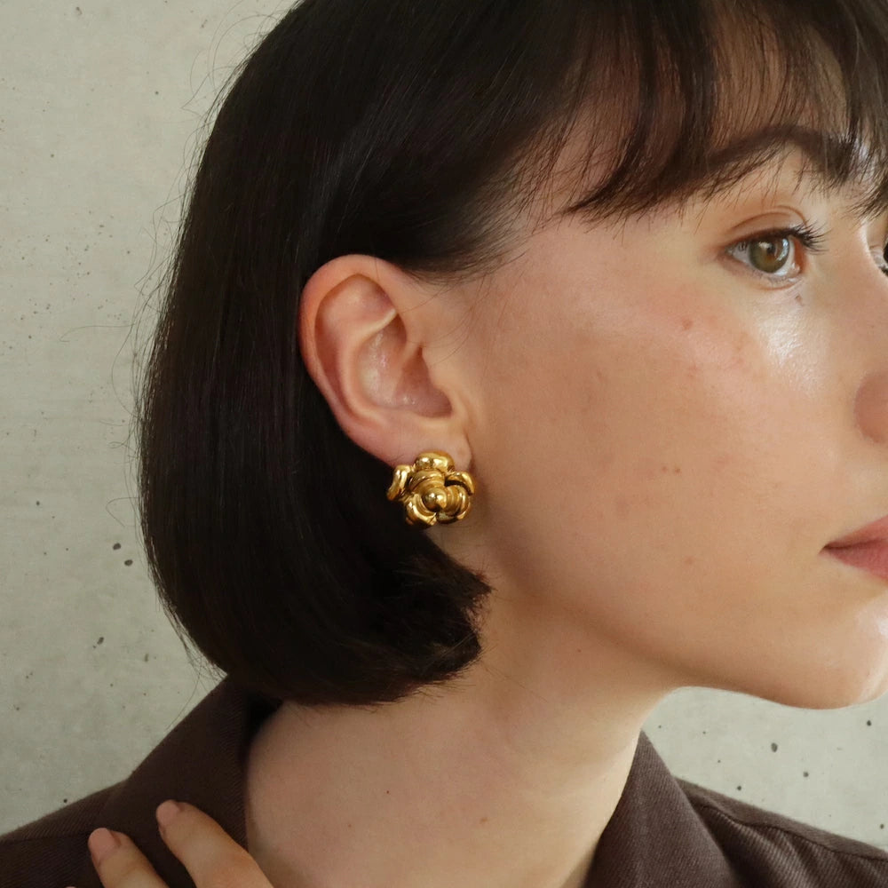 P181 stainless flower metal pierce