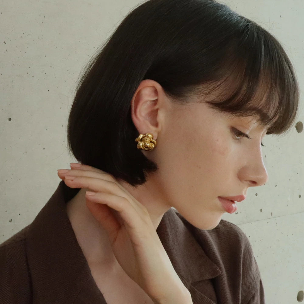 P181 stainless flower metal pierce