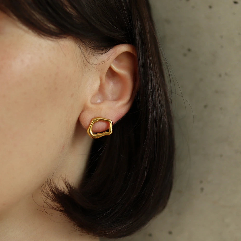 P176 stainless unique oval pierce