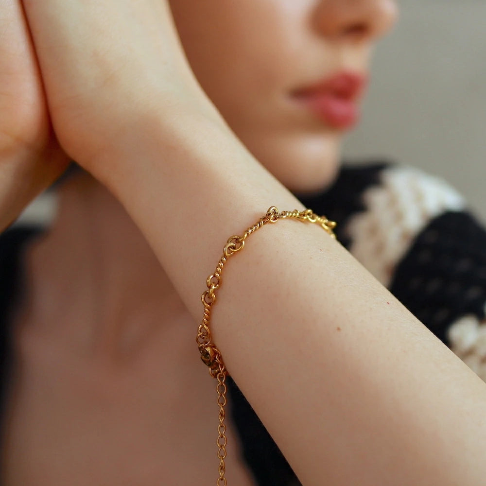 N037 stainless twist connect bracelet