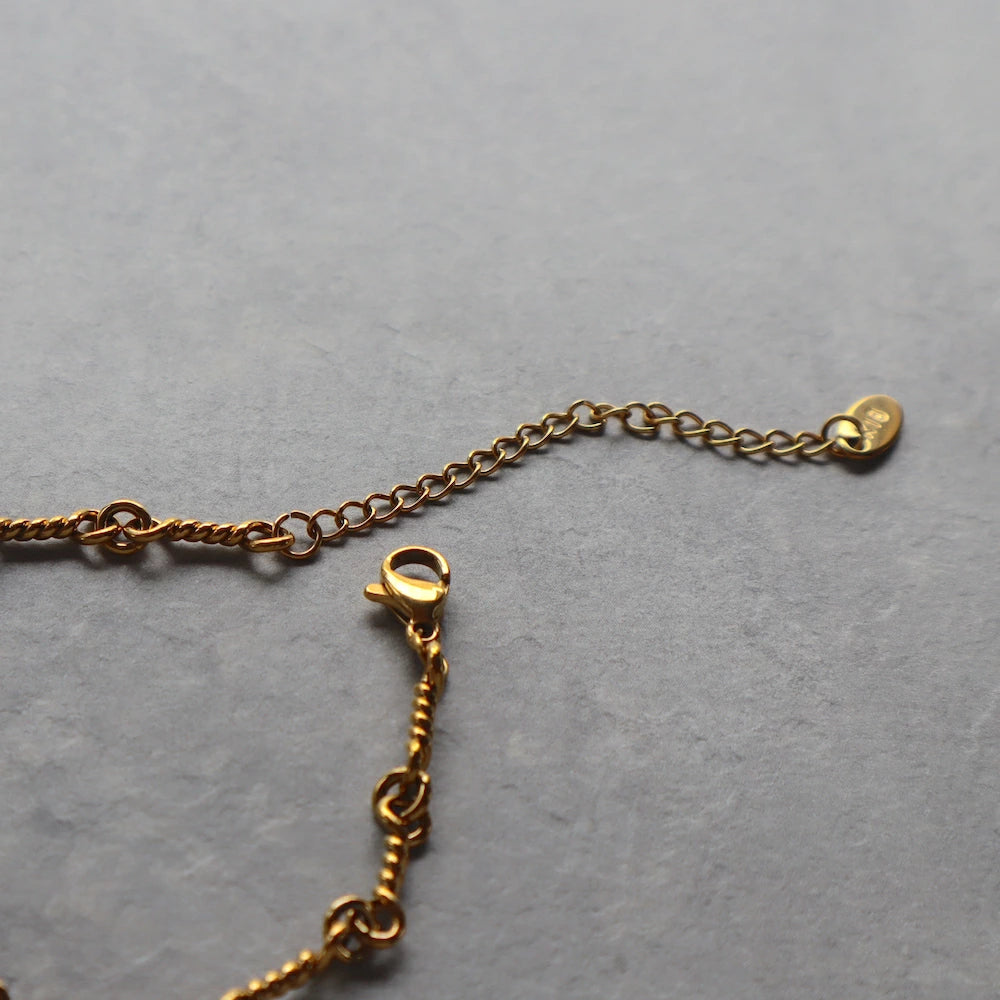 N037 stainless twist connect bracelet