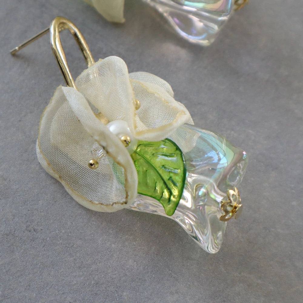P042 tulle flower feminine pierce