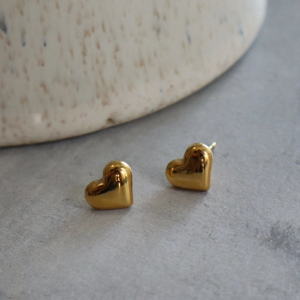 P072 stainless heart minimum pierce