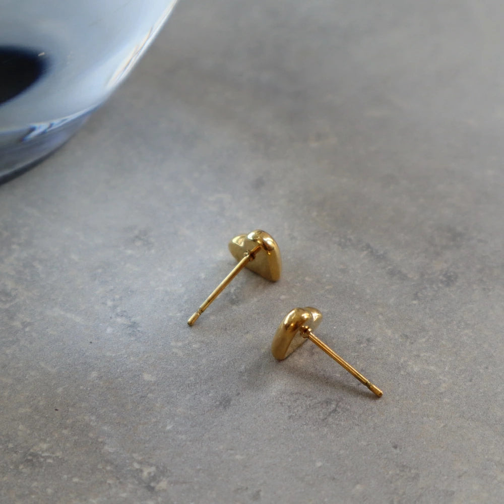 P072 stainless heart minimum pierce