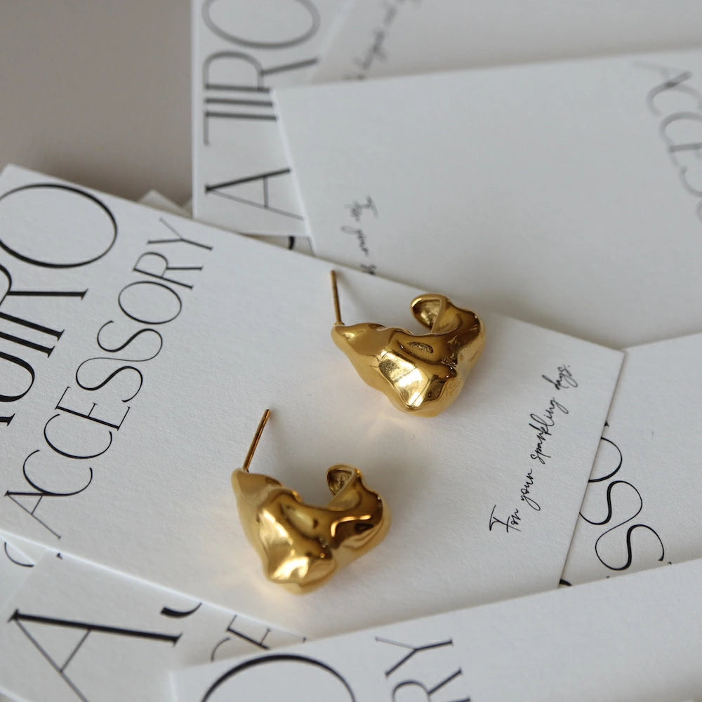 P153 stainless nuance oversized gold pierce