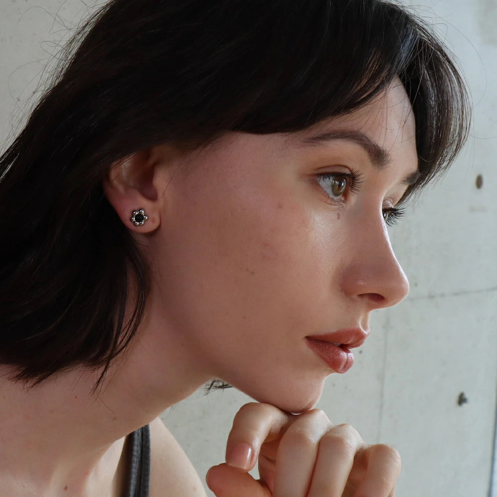 P189 minimum flower pierce