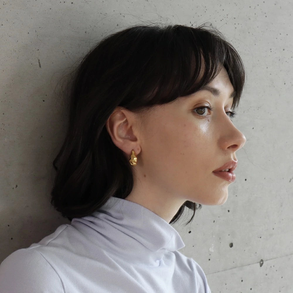 P153 stainless nuance oversized gold pierce