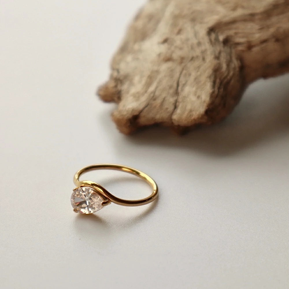 R026 stainless drop stone ring