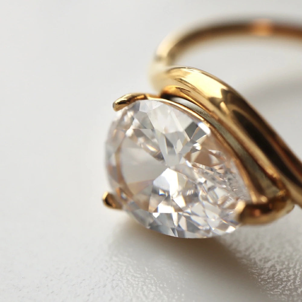 R026 stainless drop stone ring