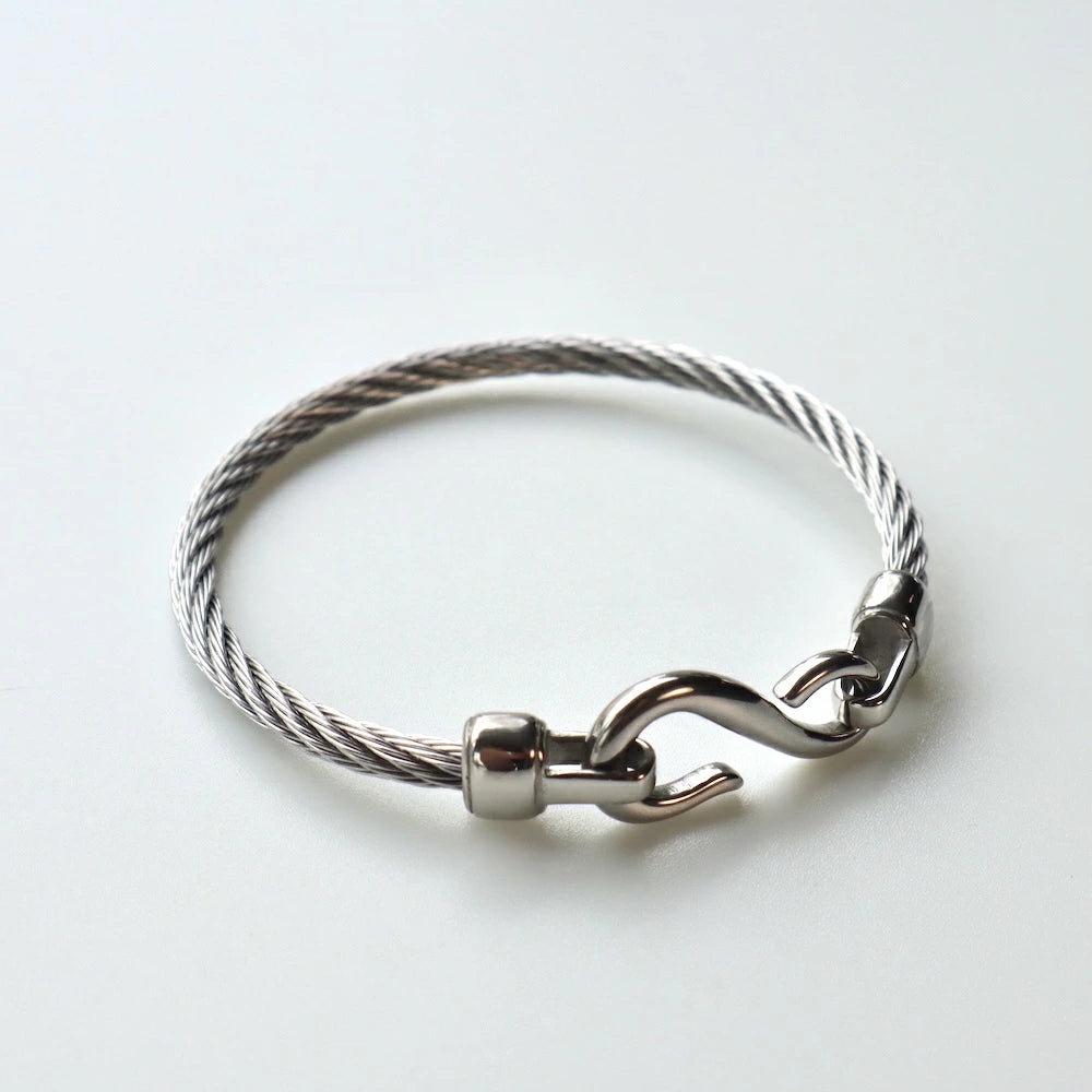 N150 stainless hook bangle