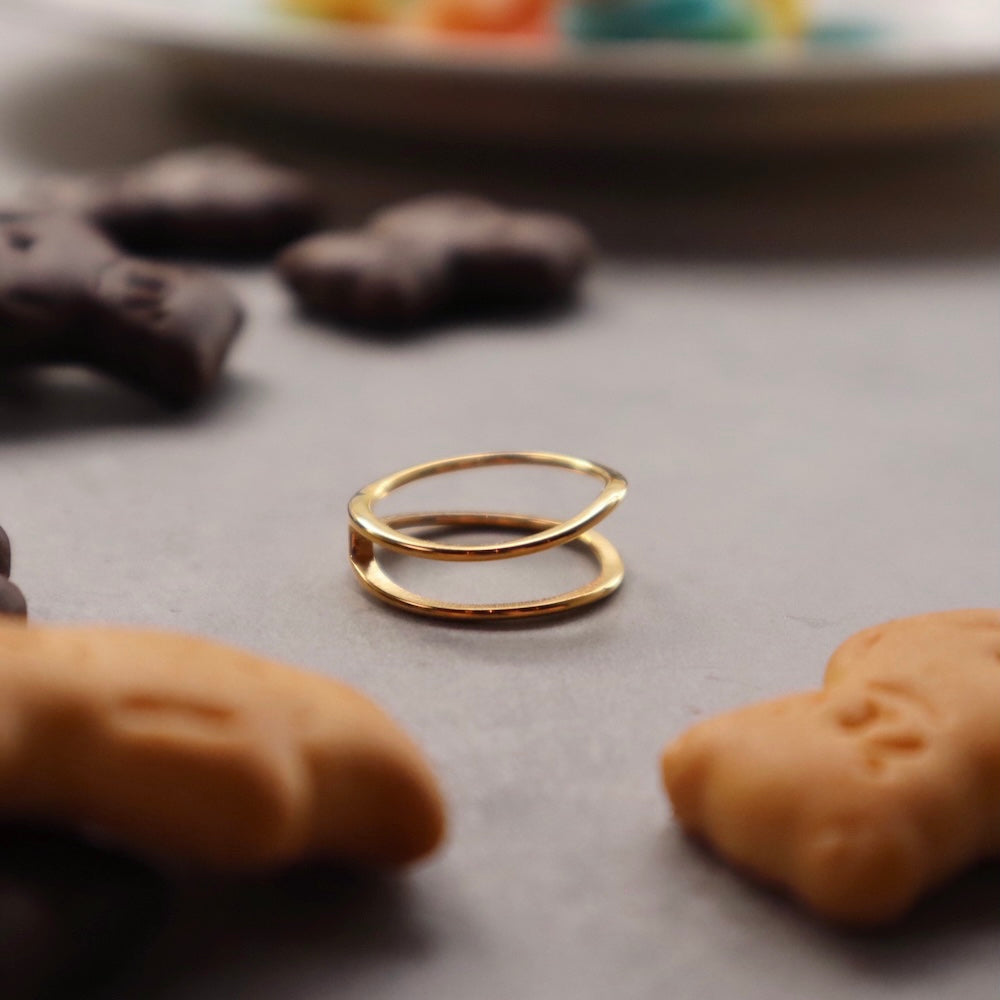 R042 stainless double line ring