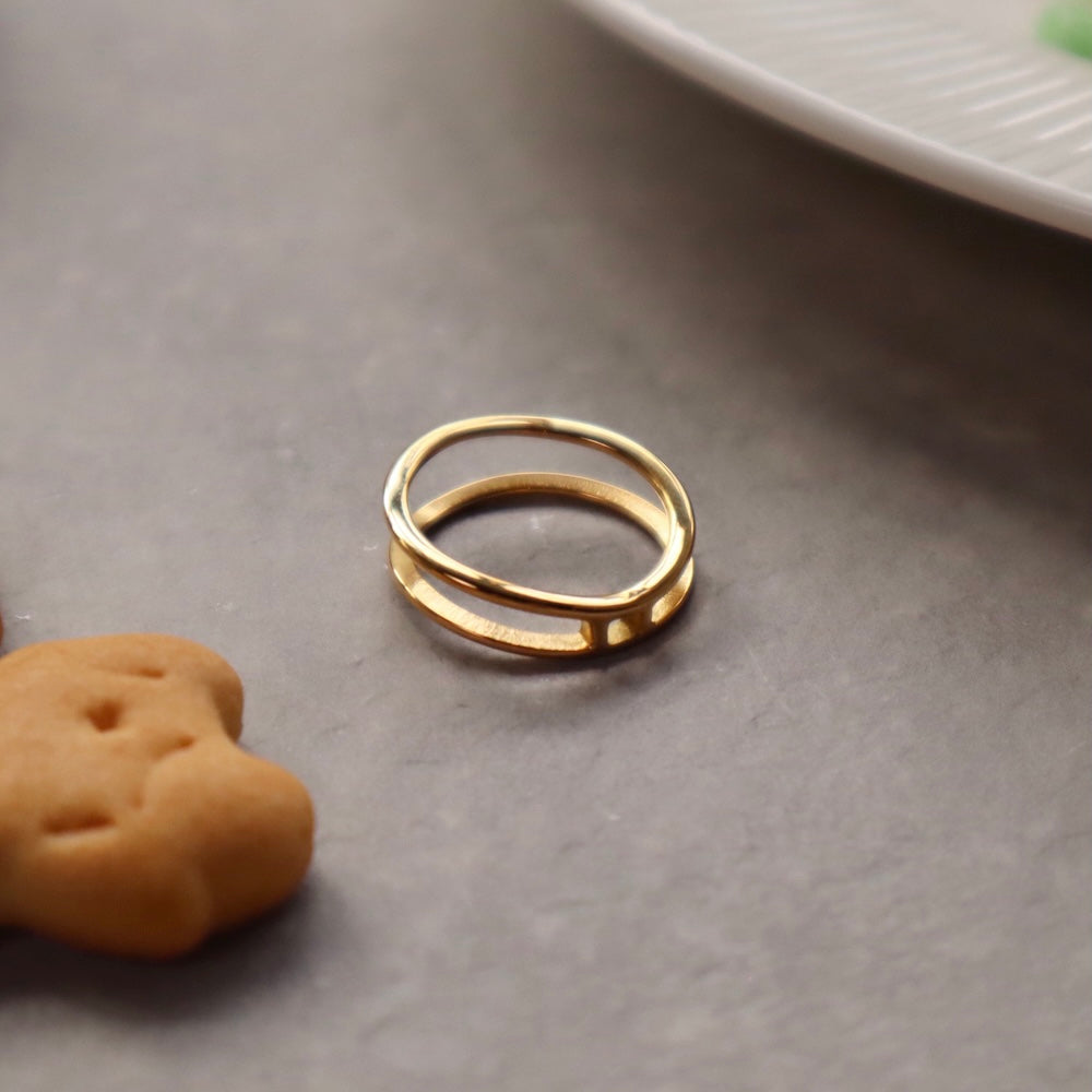 R042 stainless double line ring