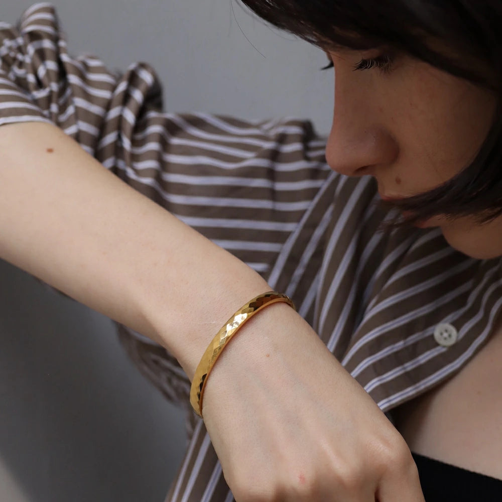N192 stainless simple casual bangle