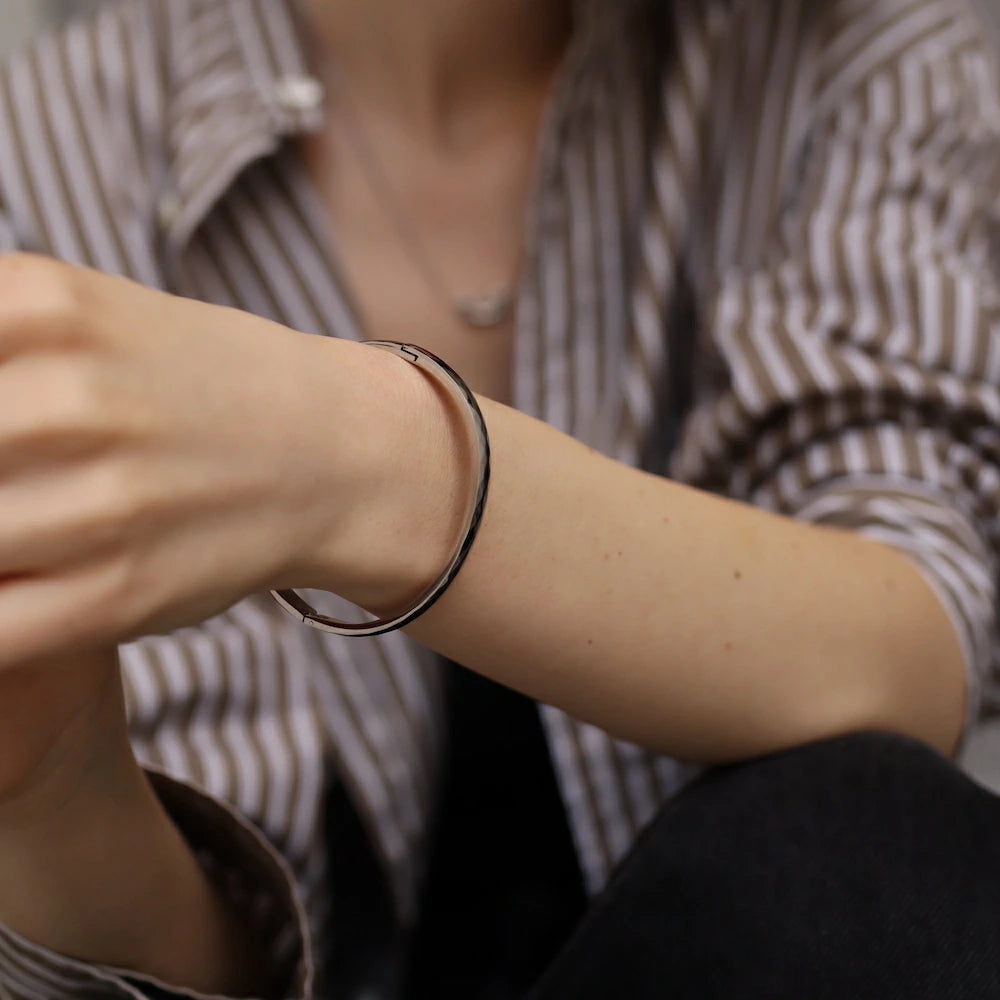 N192 stainless simple casual bangle