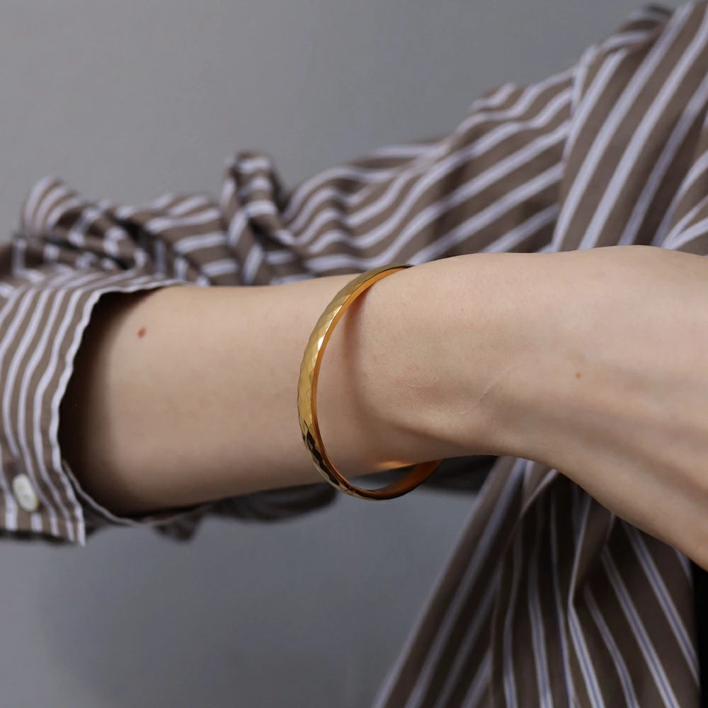 N192 stainless simple casual bangle