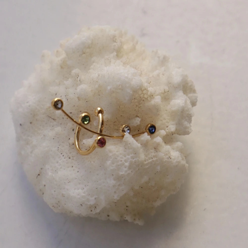 C059 stainless line stone ear cuff