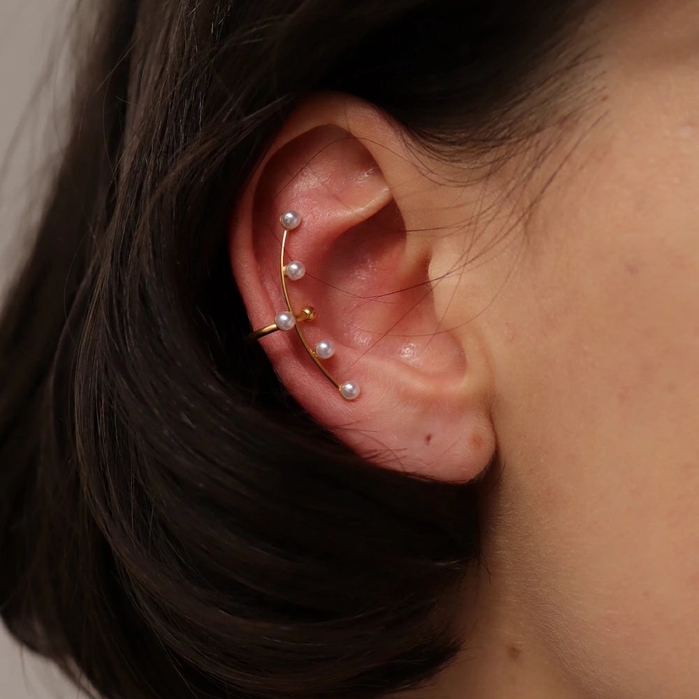 C059 stainless line stone ear cuff