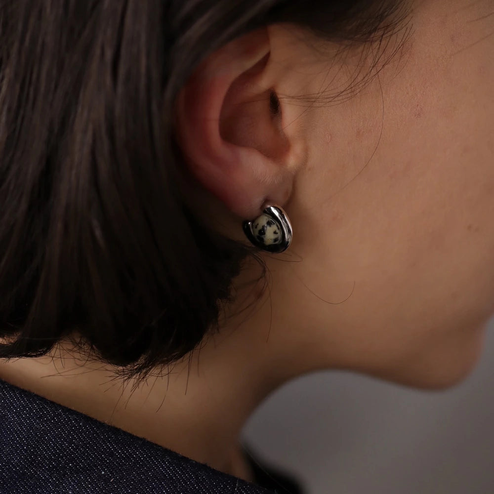 P385 2type plump unique pierce