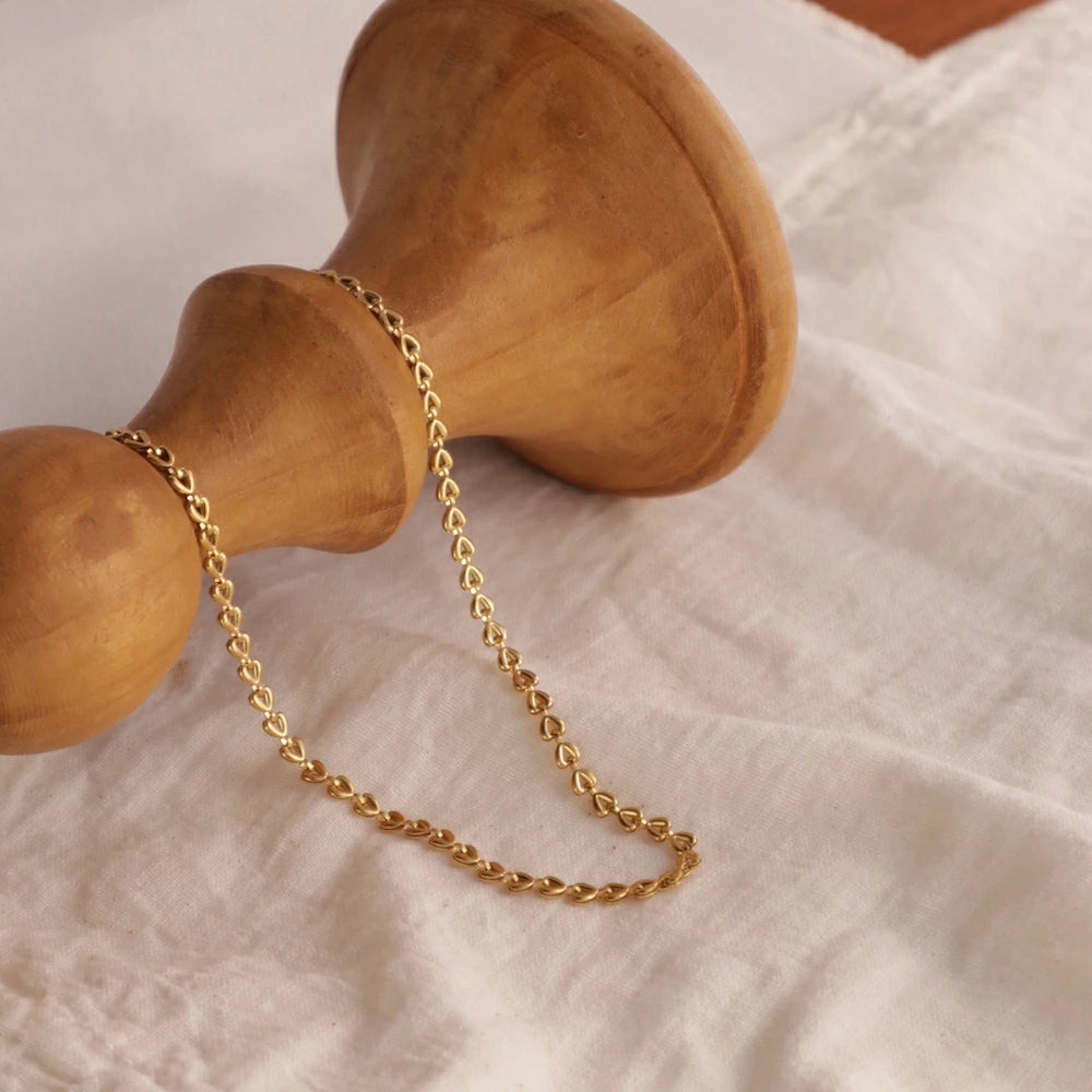 N200 stainless triangle chain necklace