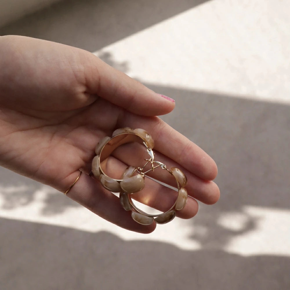 P397 marble resin oversized hoop pierce