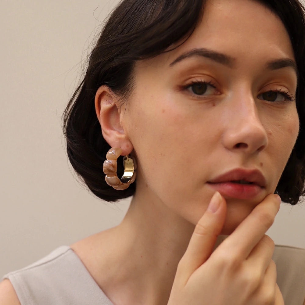 P397 marble resin oversized hoop pierce