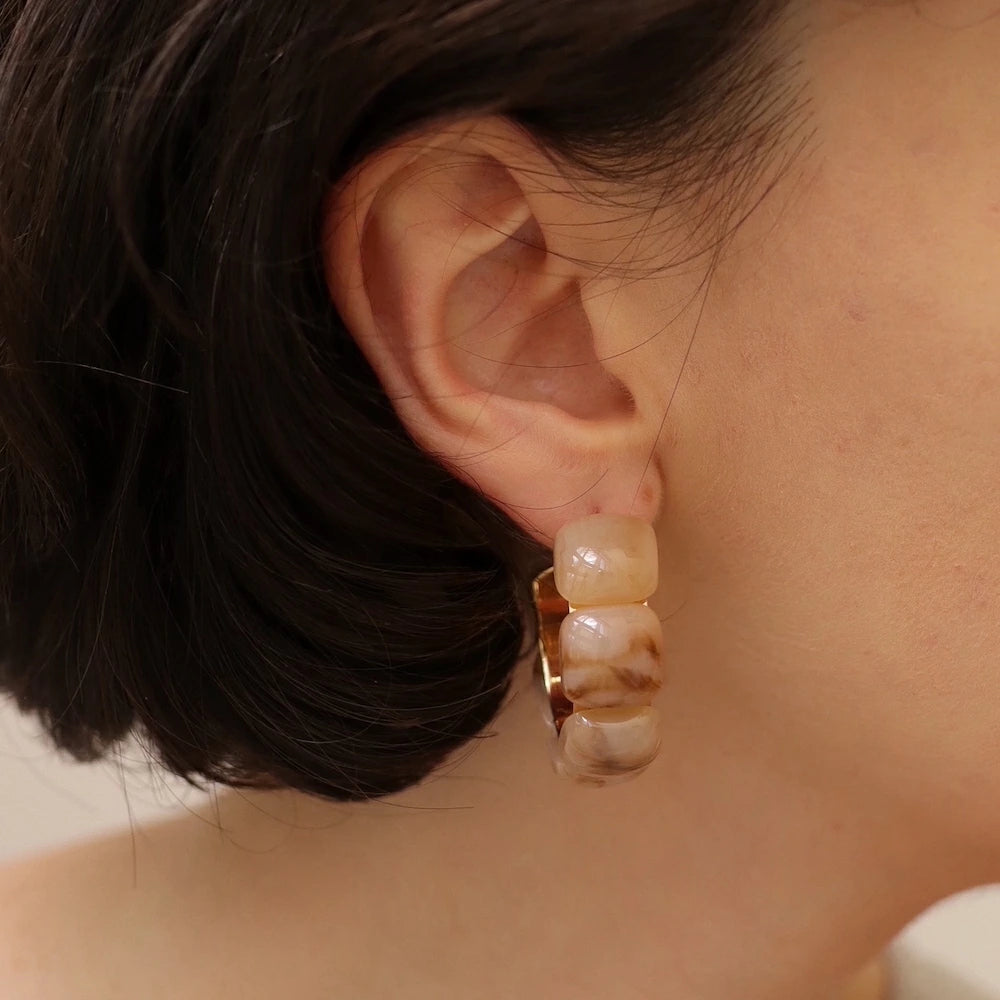 P397 marble resin oversized hoop pierce