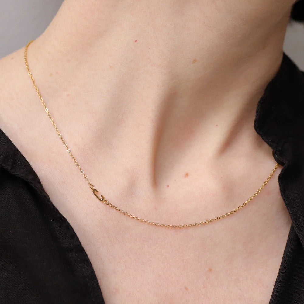 N211 stainless initial necklace