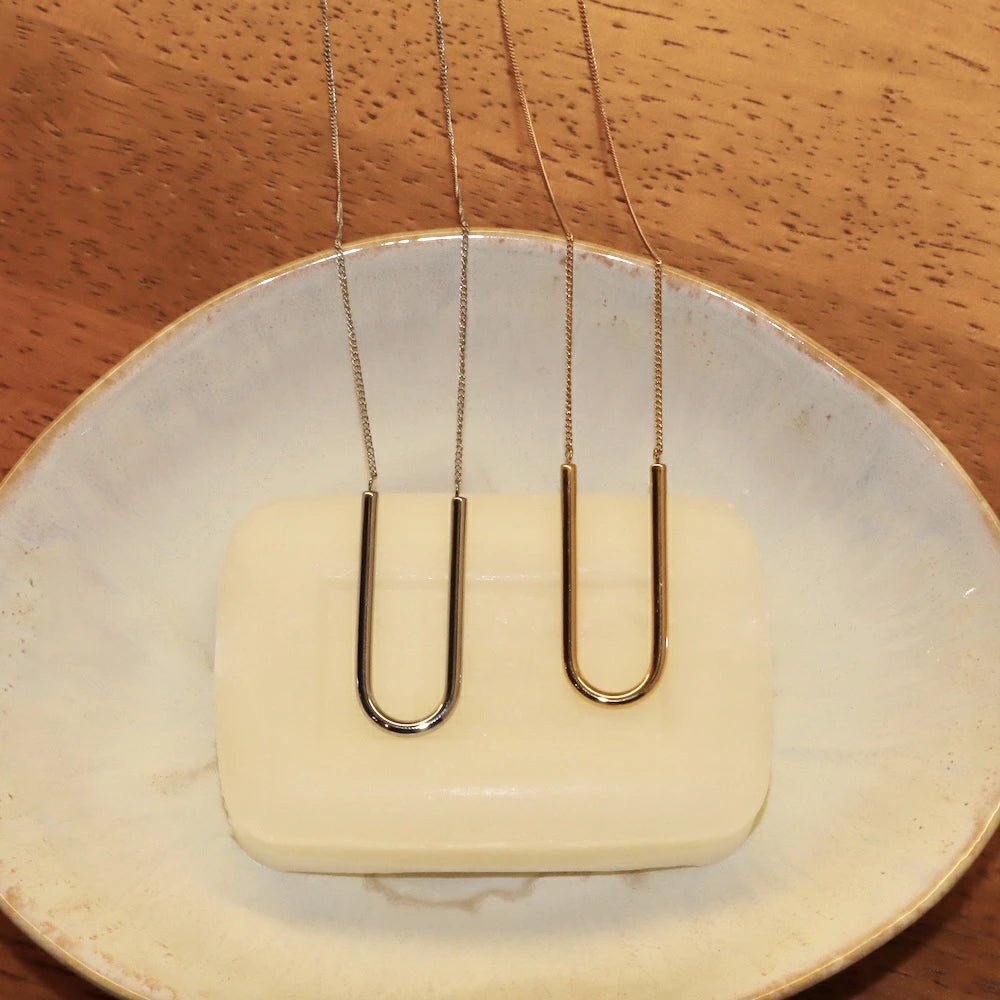 N208 stainless U-shape pendant