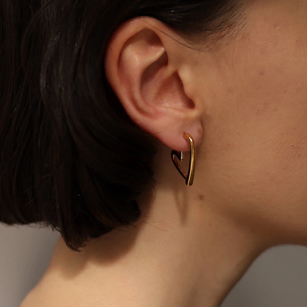 P398 stainless heart motif pierce