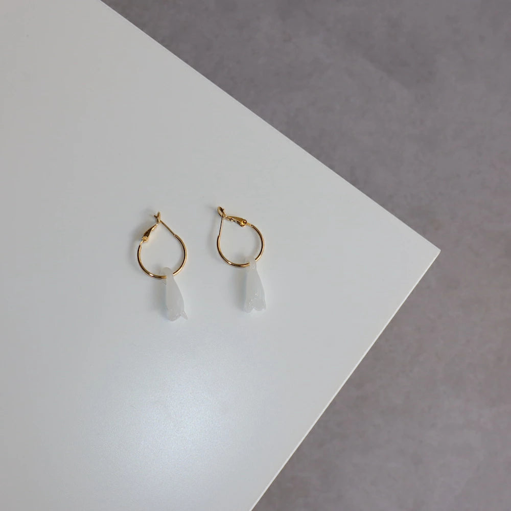 P399 stainless drop flower hoop pierce