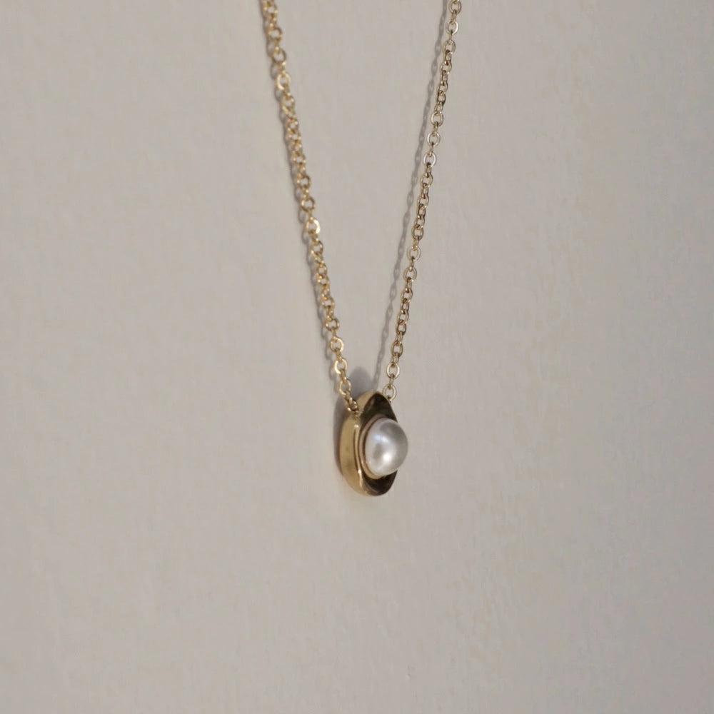 N209 stainless pearl pendant necklace