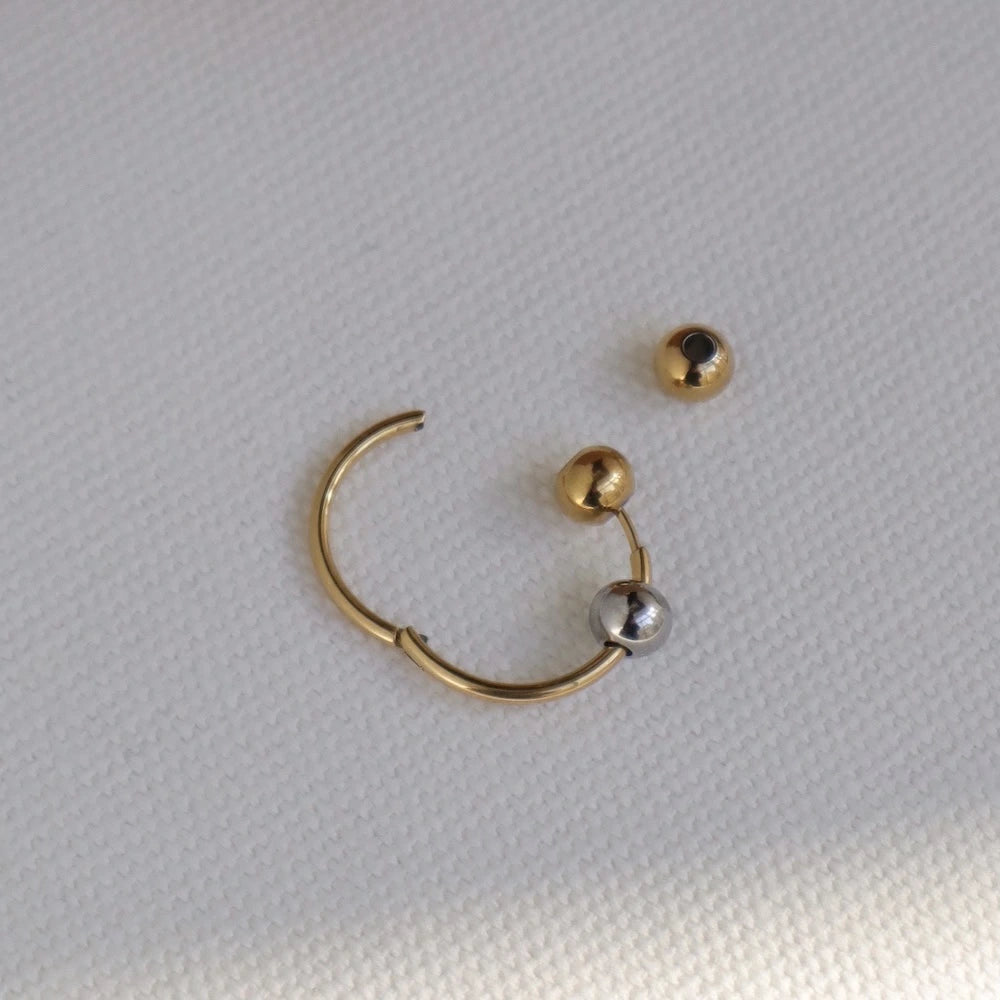 P407 stainless bi-color ball hoop pierce