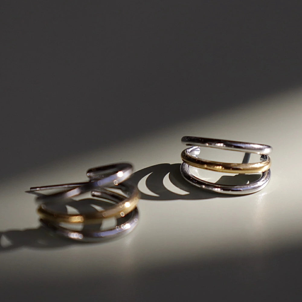 P409 stainless bi-color triple line hoop pierce