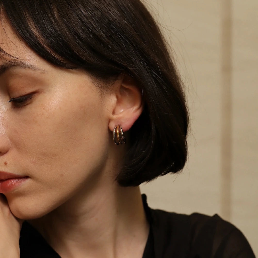 P409 stainless bi-color triple line hoop pierce