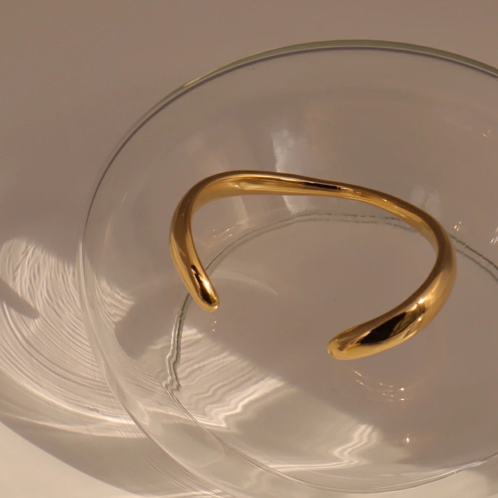 N213 stainless plump oversized bangle