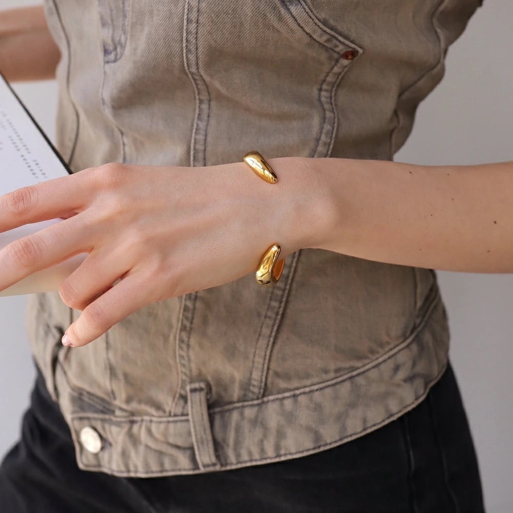 N213 stainless plump oversized bangle