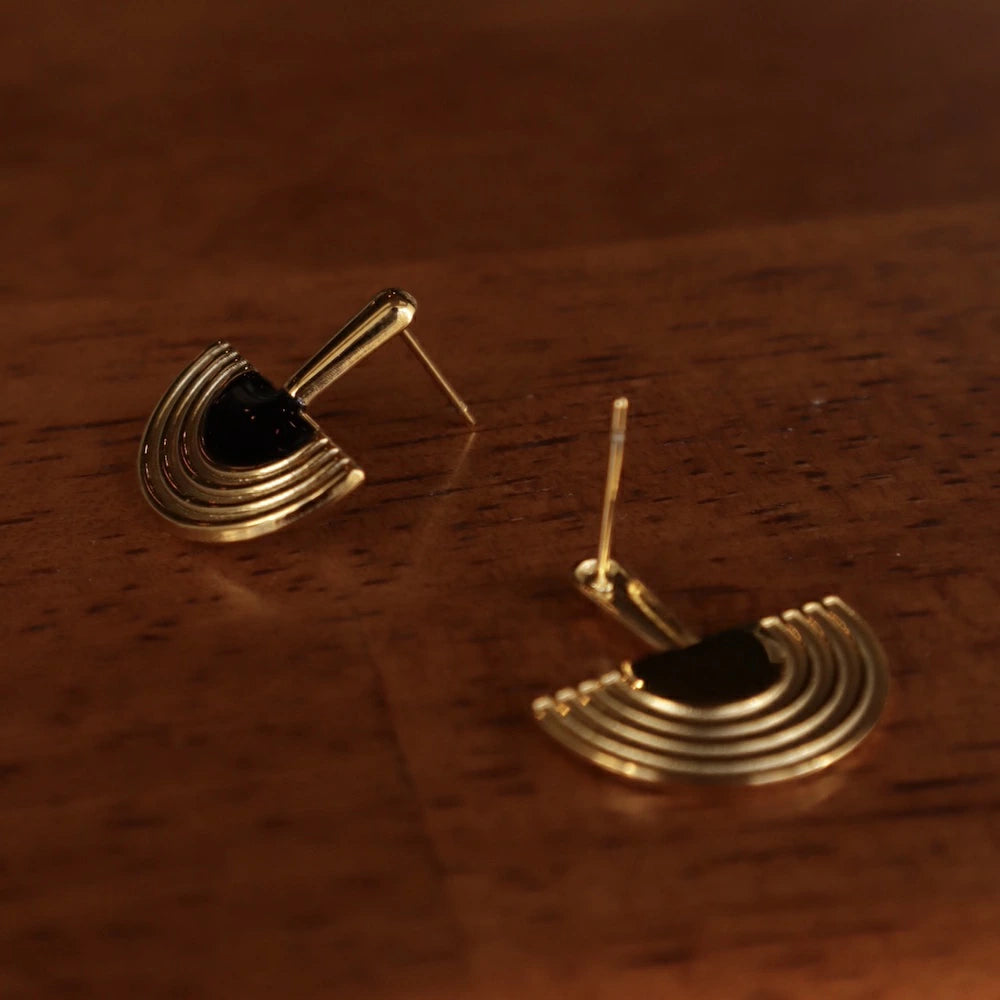 P113 stainless black fan shape pierce