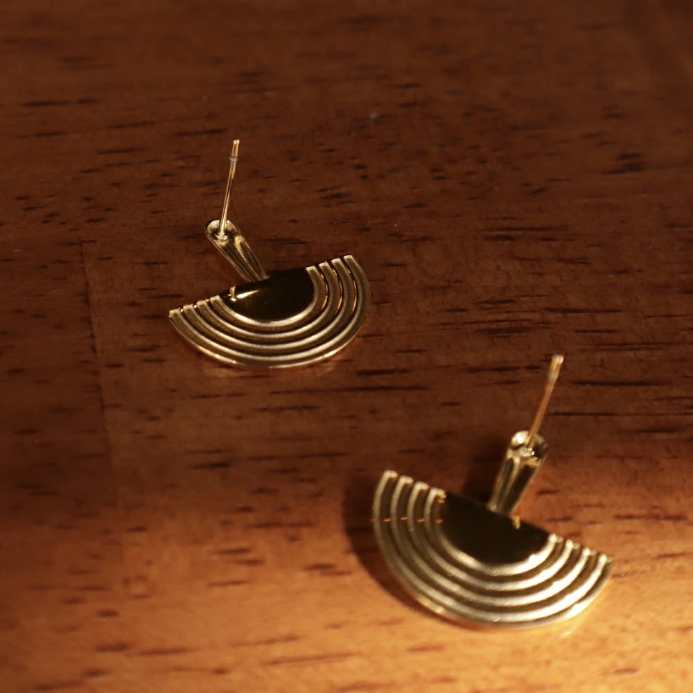 P113 stainless black fan shape pierce