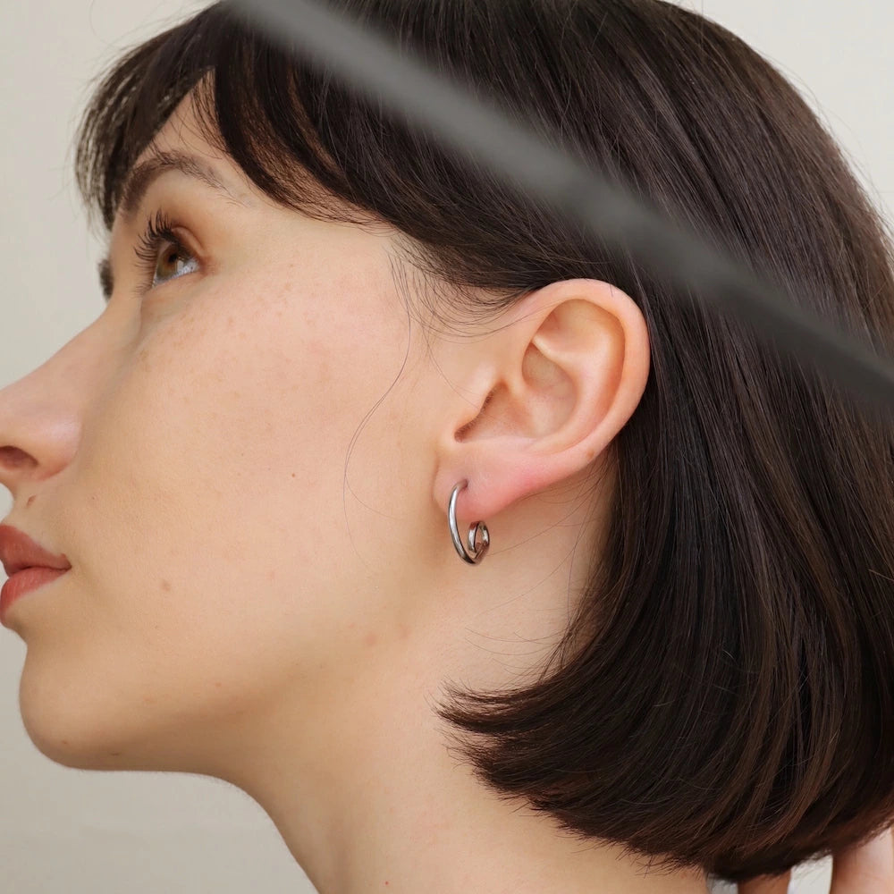 P138 stainless twist simple pierce