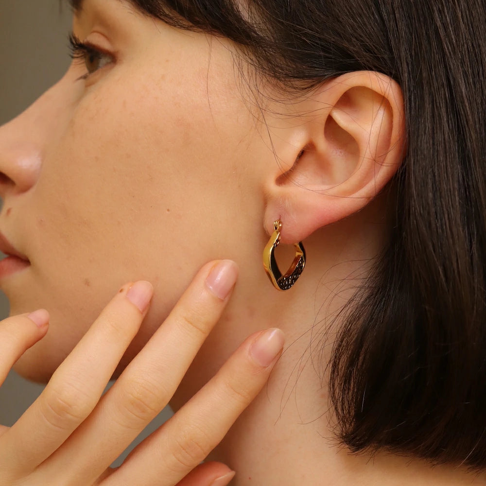 P298 stainless classic hoop pierce