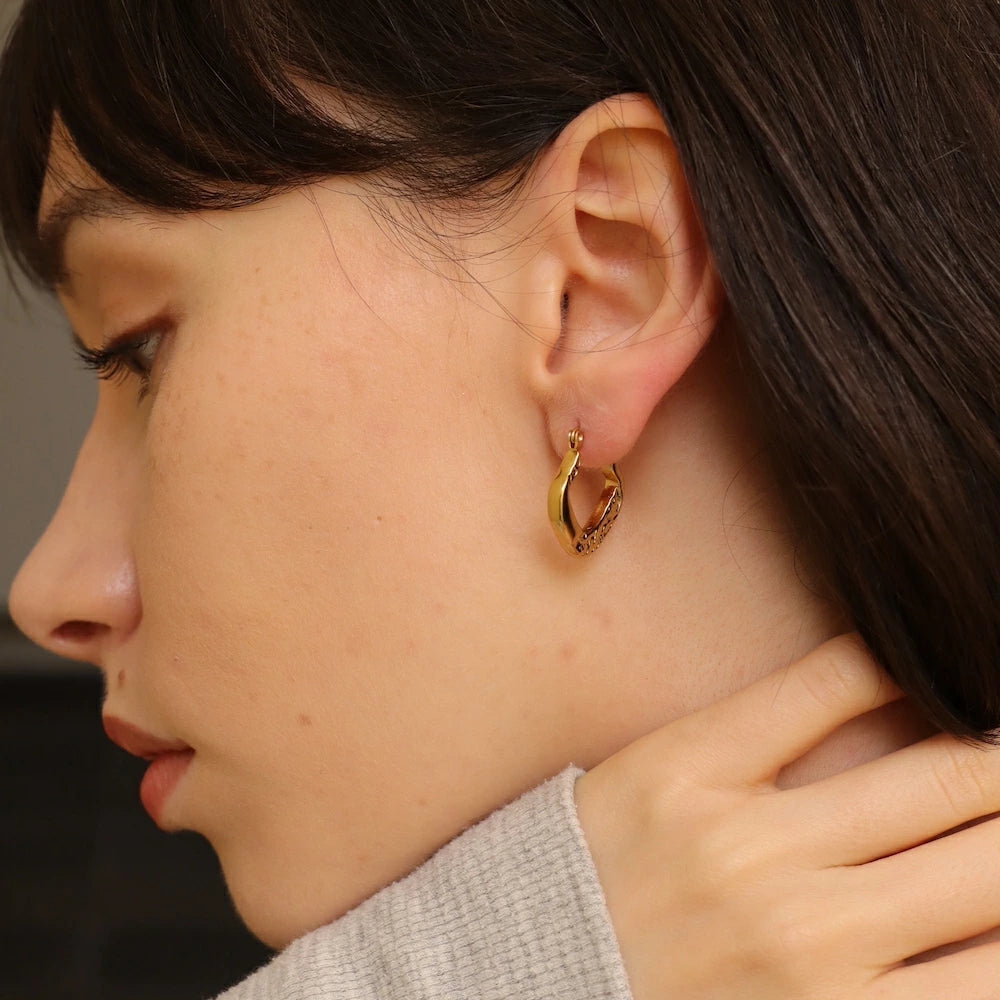 P298 stainless classic hoop pierce