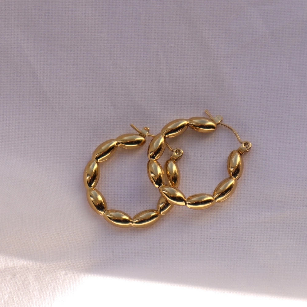 P410 stainless plump oversized hoop pierce
