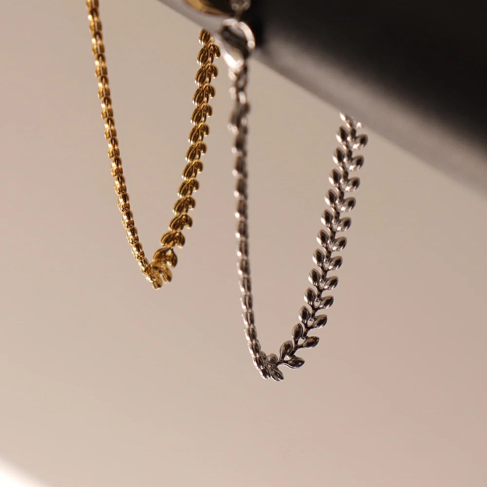 N215 stainless leaf design choker bracelet
