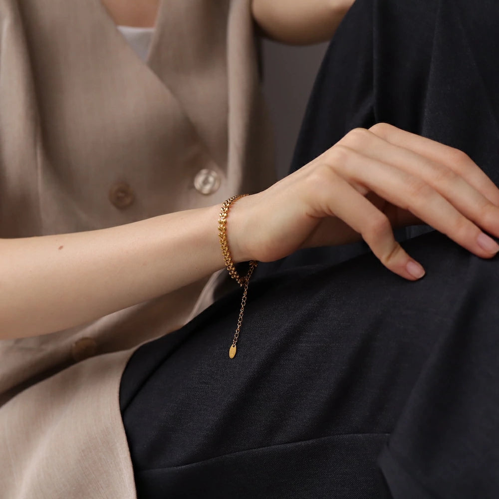 N215 stainless leaf design choker bracelet
