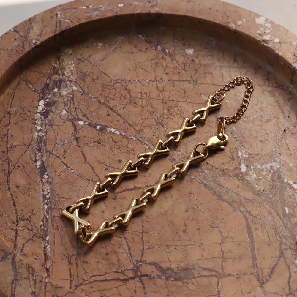 N217 stainless X chain bracelet