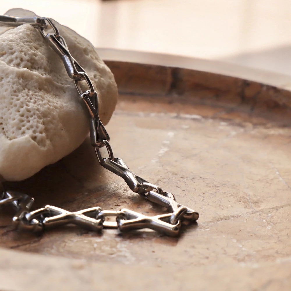 N217 stainless X chain bracelet