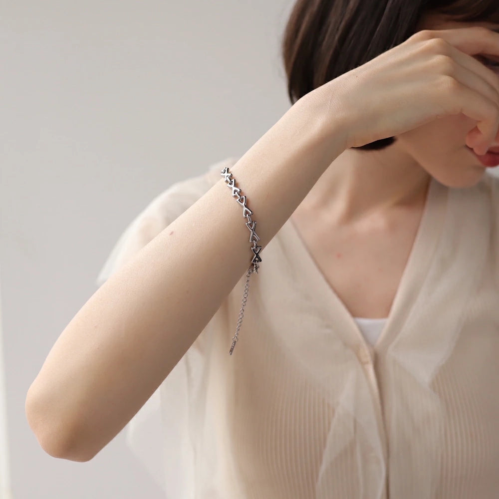 N217 stainless X chain bracelet