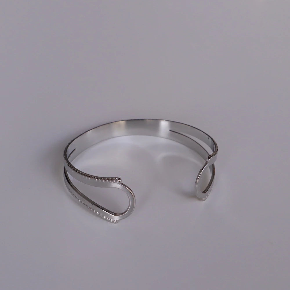 N220 stainless vintage like bangle