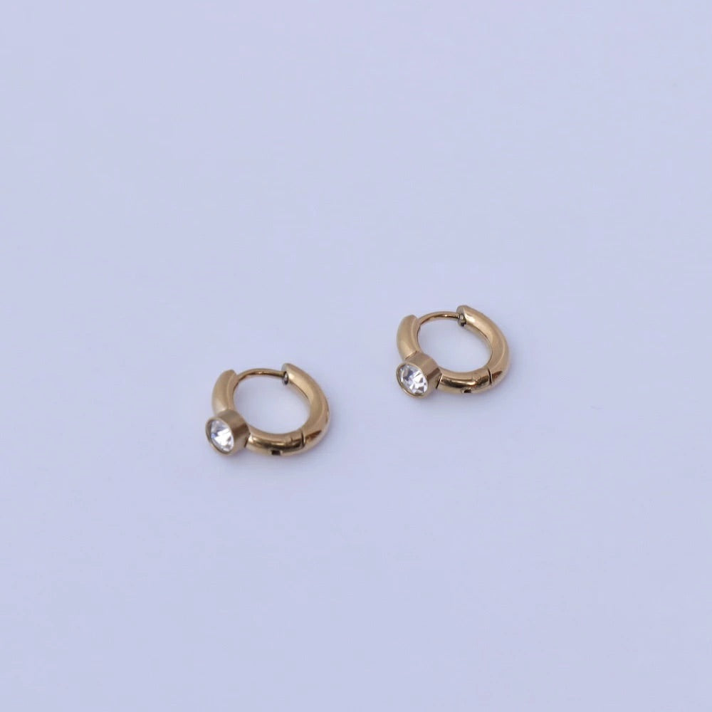 P419 stainless one stone hoop pierce