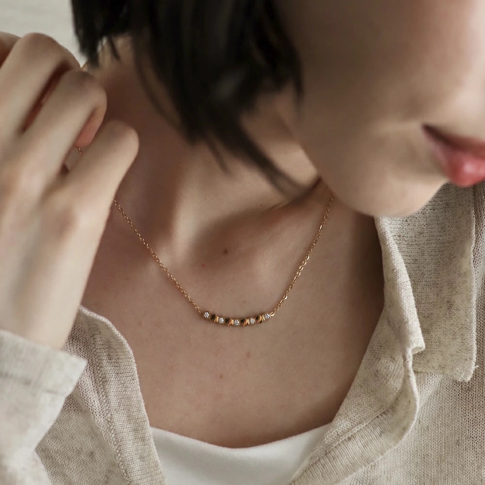 N223 stainless honeycomb line necklace